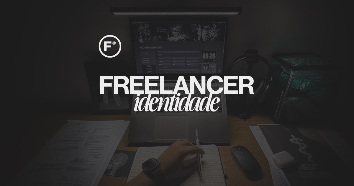 Freelancer organizando materiais de identidade visual: proposta comercial, perfil de rede social e assinatura de e-mail lado a lado.
